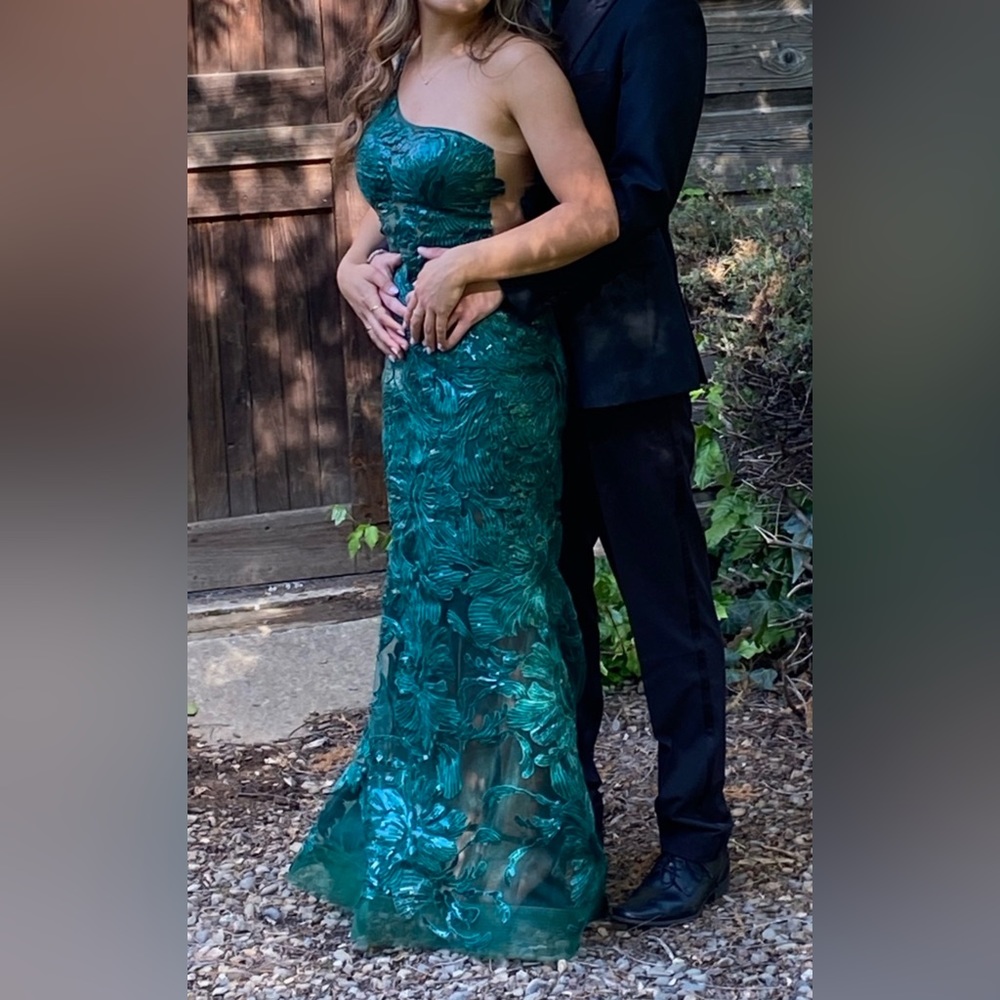 JOVANI EMERALD GREEN ONE SHOULDER SHEER SEQUENCE LACE PAGEANT PROM DRESS GOWN